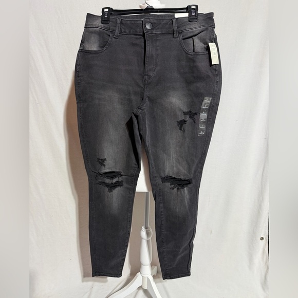 Maurices Denim - NWT Maurice’s High Rise Distressed Black Women's Jeggings Size Large Regular